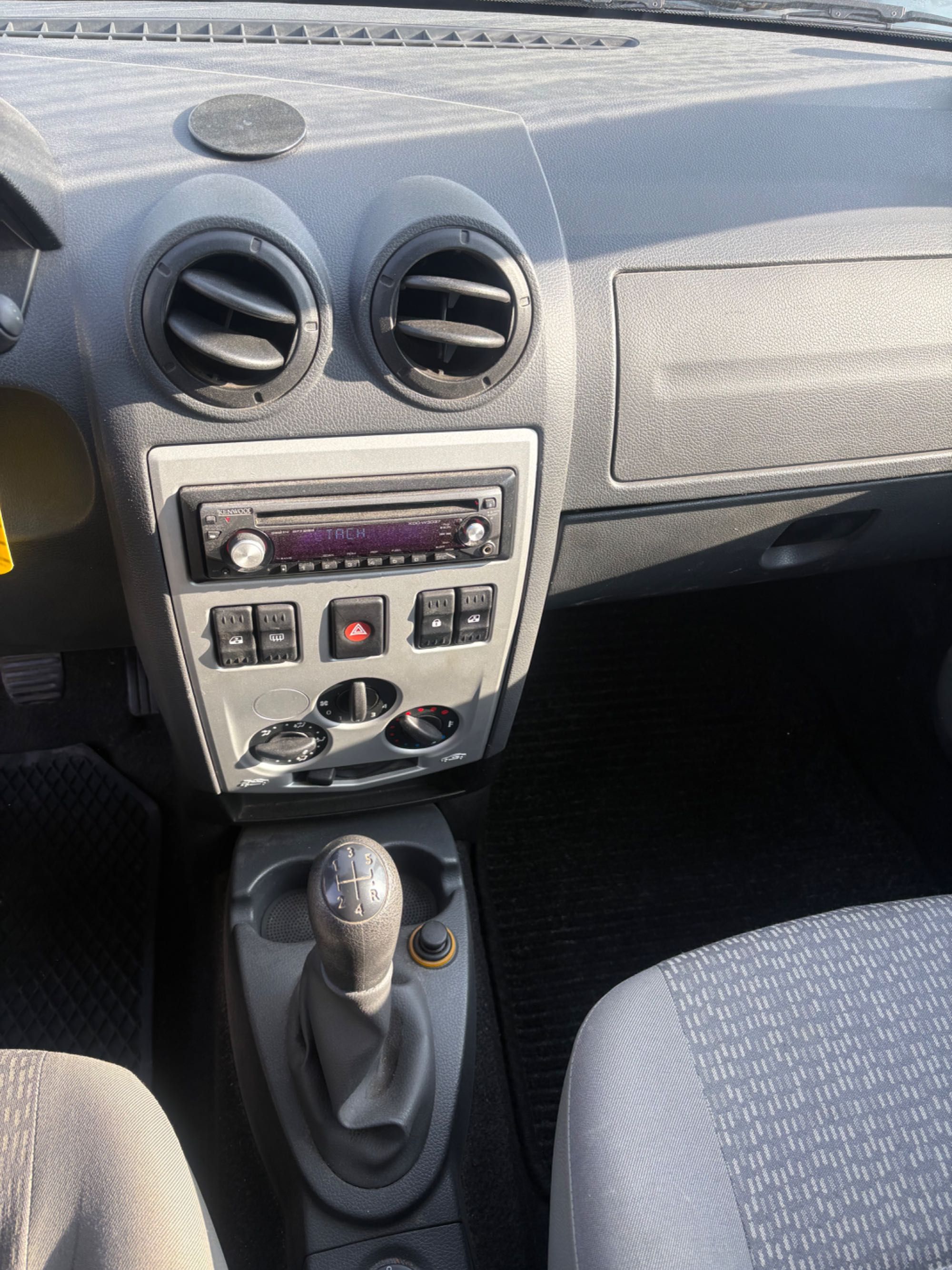 Dacia logan mcv 1.6 84 km