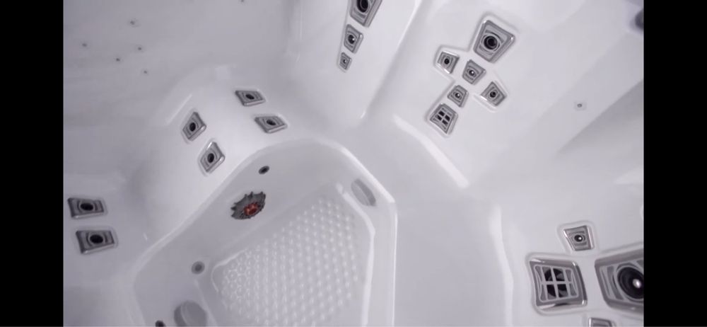 Nowa wanna SPA, Jacuzzi Marquis Vector V84L, USA, duzo dodatków, PROMO