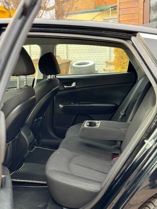 Автомобіль Kia Optima 2016