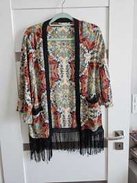 Qed London narzutka kimono z fredzlami 38