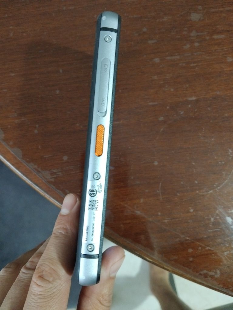 CAT-S62. 4-128       .