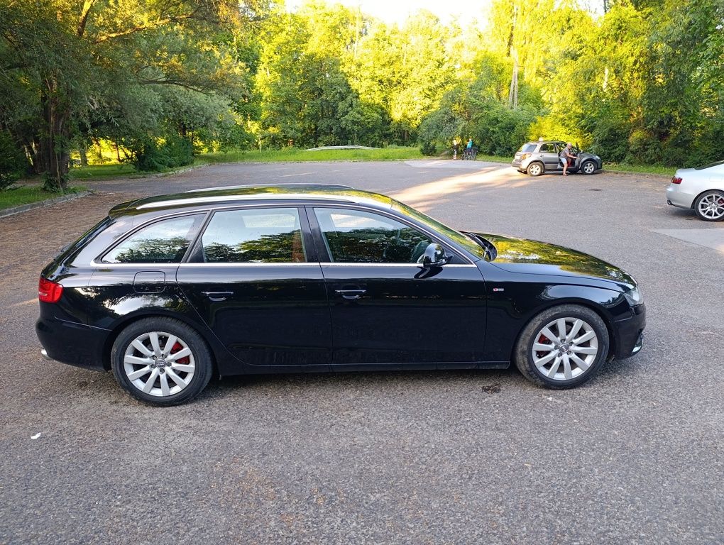 Audi A4 B8 2.0tfsi *Super *Stan