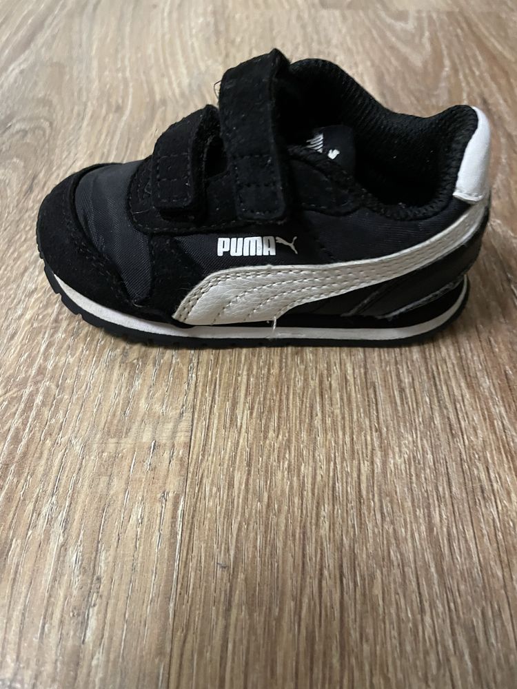 Продам оригінальні кросівки puma