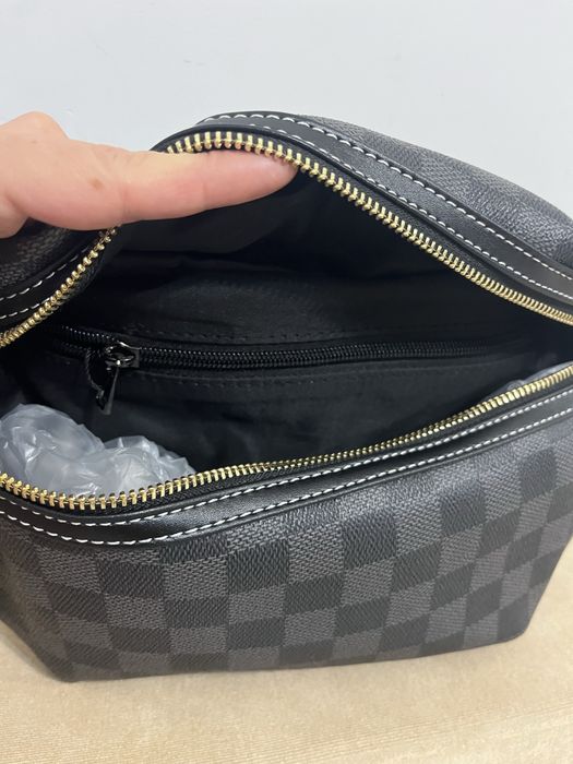 Чоловіча сумка бананка