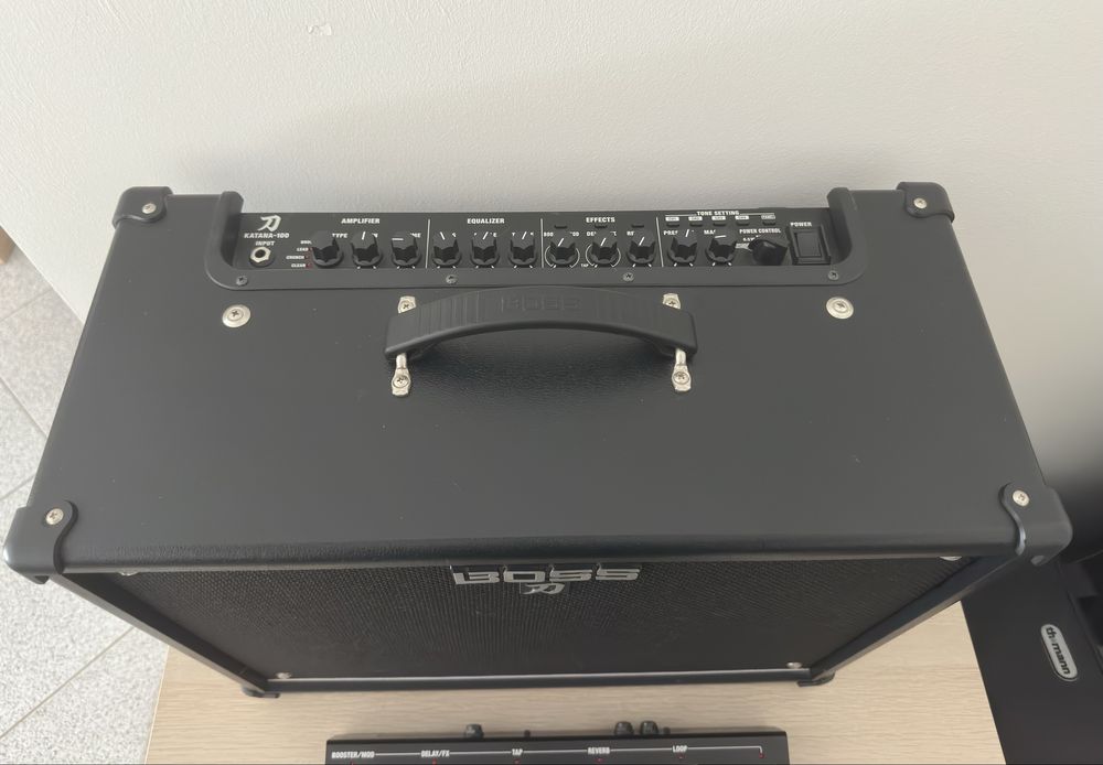 Boss Katana 100 + Boss GA-FC