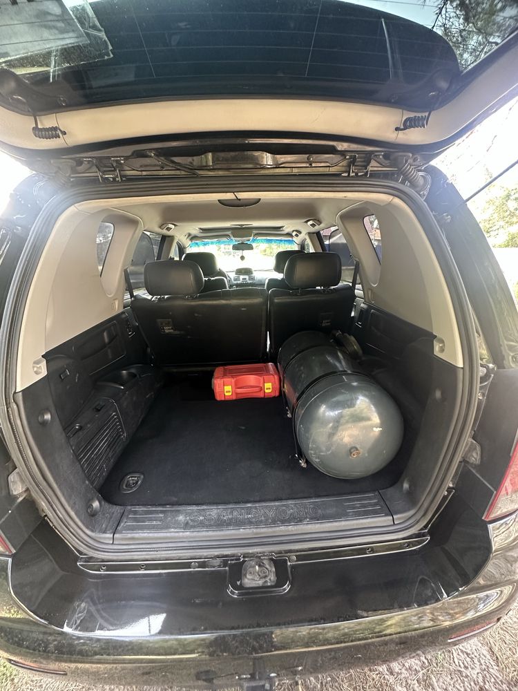 SsangYong Rexton 2.8 газ/бенз