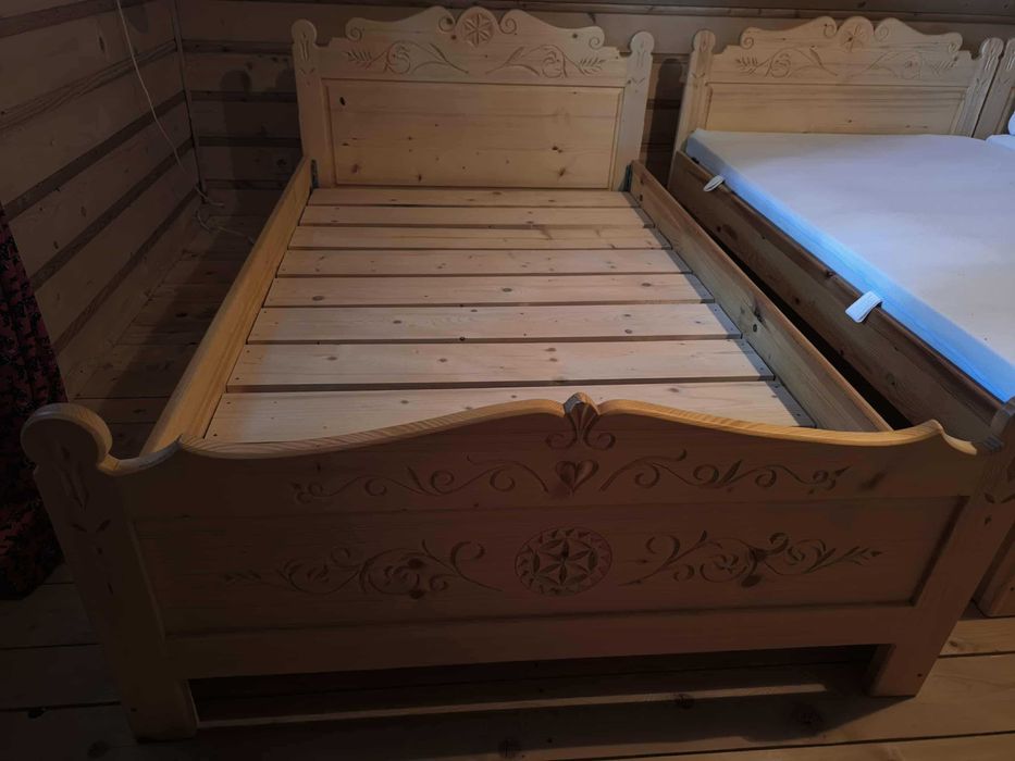 Łóżko w stylu góralskim
