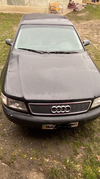 Audi A8 у продажі