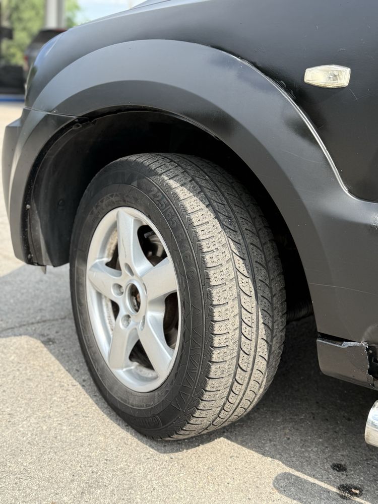 Kia Sorento 2004 год 2.5TDI 4x4 механика!
