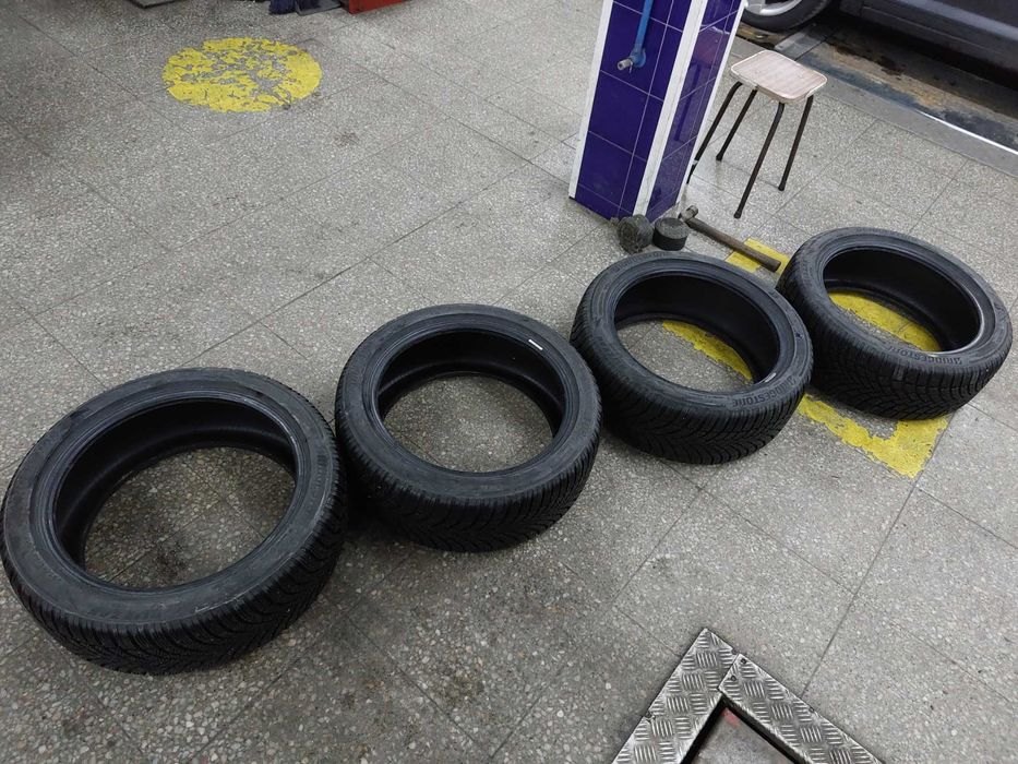 Pneus novos bridgestone 225 45r17  inverno
