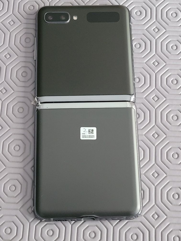 Samsung Z-flip 2 Novo
