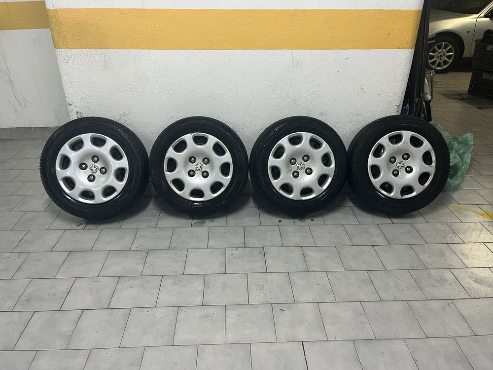 Conjunto 4 jantes/pneus