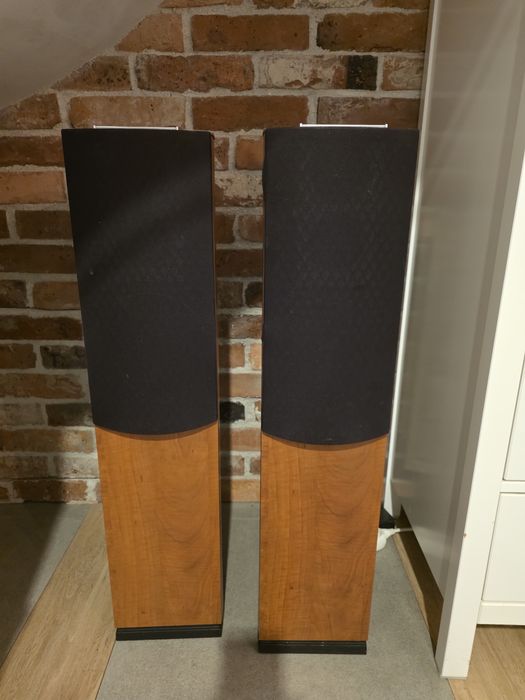 Jamo E660 - kolumny głośnikowe podlogowe