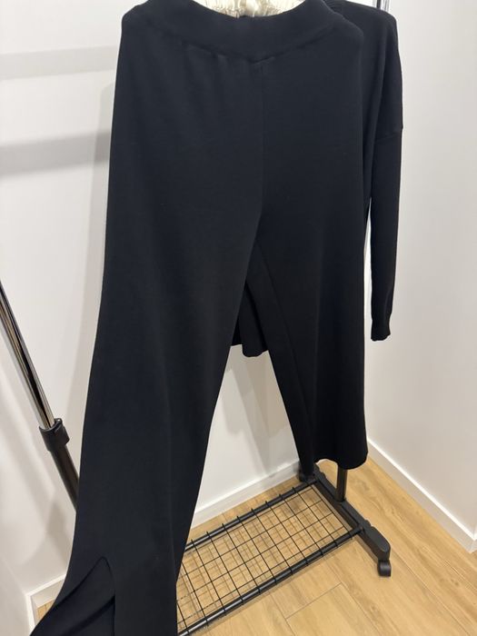 Костюм трикотаж чорний