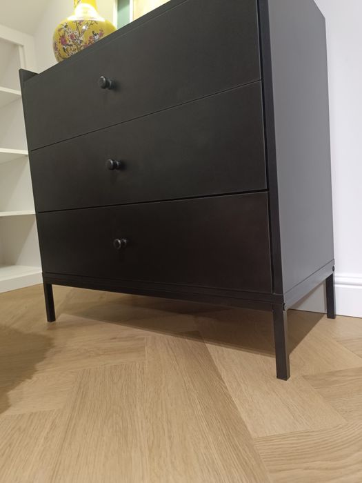 Komoda czarna 3 szuflady