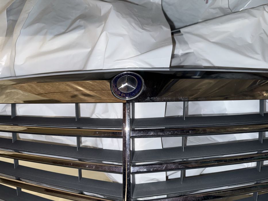 Grelha frontal Mercedes C204