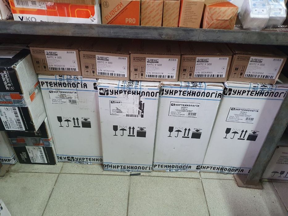 Стабилизатор напряжения 9 кВт Укртехнология Norma exclusive 9000