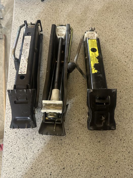 Домкрат peugeot 307,963767780