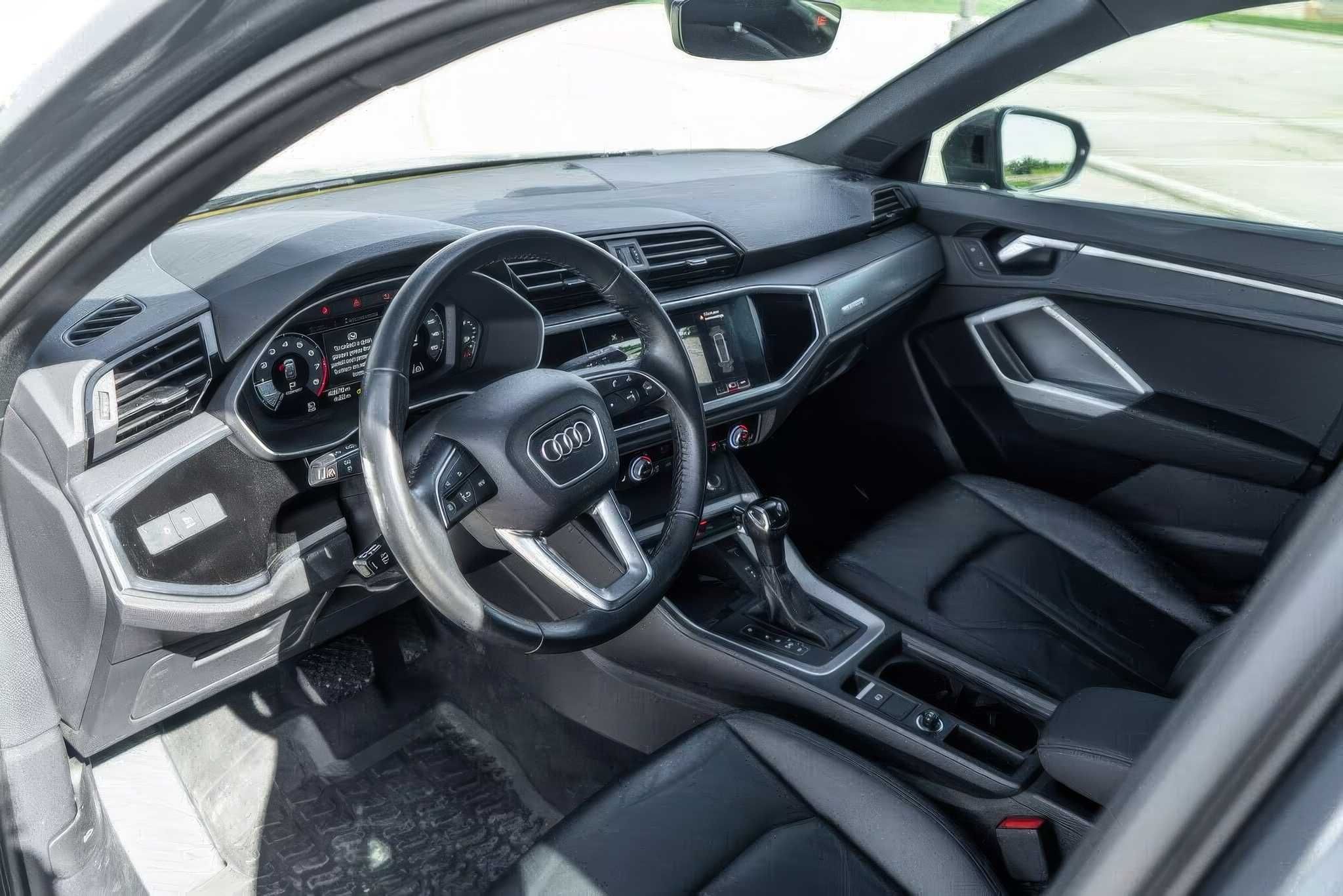 2020 Audi Q3 quattro Premium Plus 40 TFSI