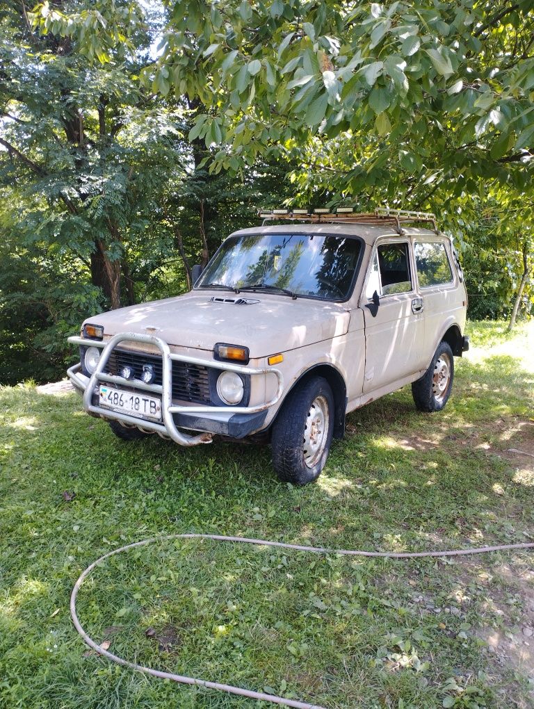 Продам Ниву 2121
