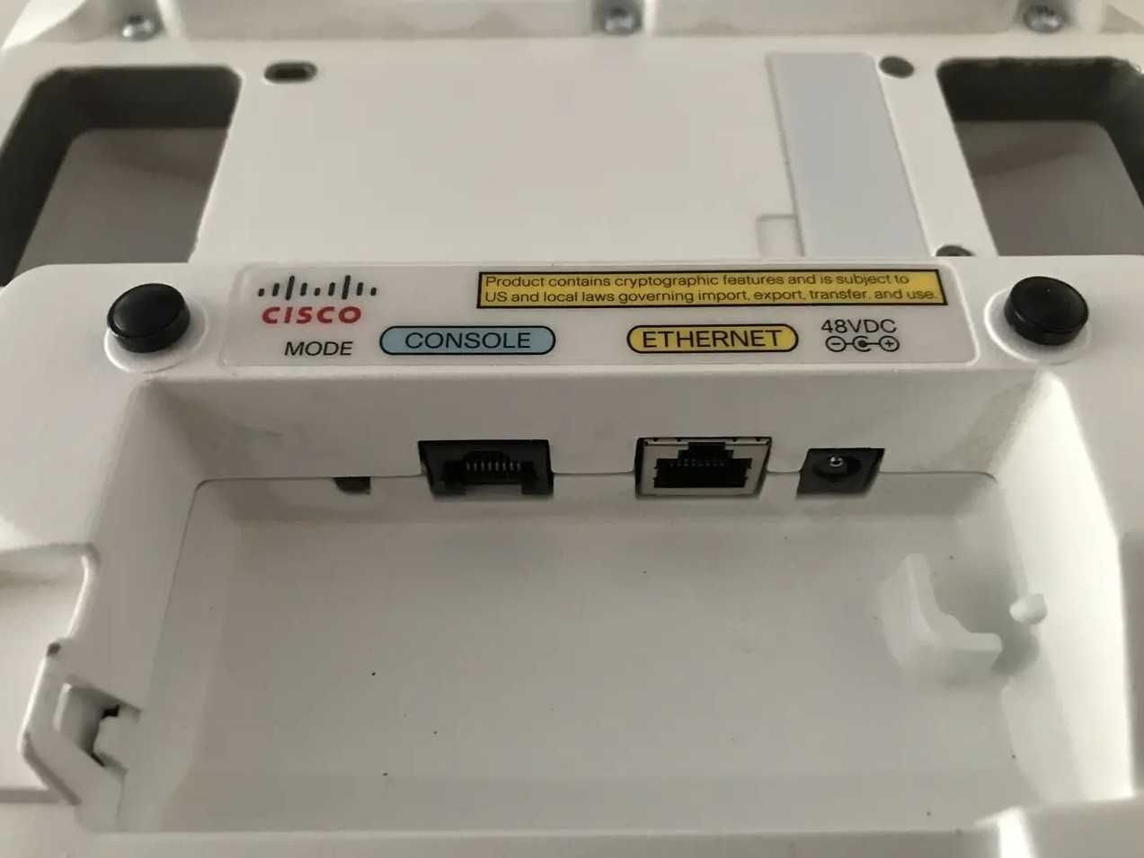 Точка доступа Cisco AIR-CAP2702I-E-K9 Wi-Fi