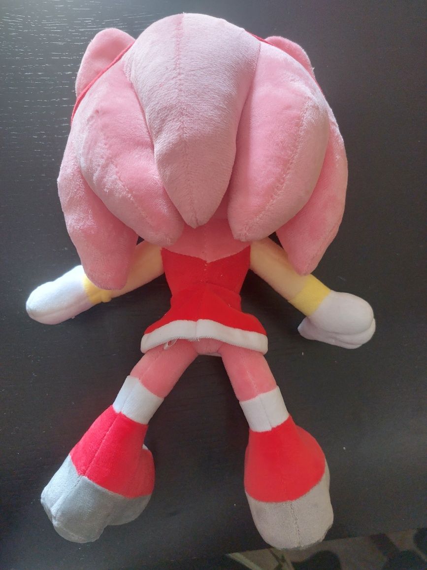 Peluche Amy da série Sonic NOVO