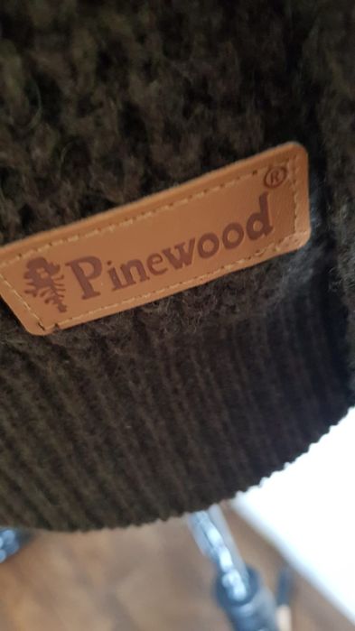Pinewood brązowy sweter zimowy ciepły wełniany