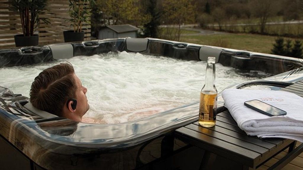 Jacuzzi ogrodowe całoroczne VISKAN EKERO, 6 os., 54 dysze