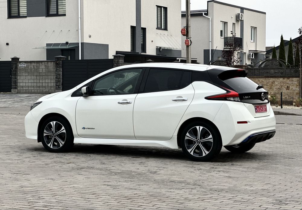 Nissan Leaf 2019 року з оригінальним пробігом 35 тис.км