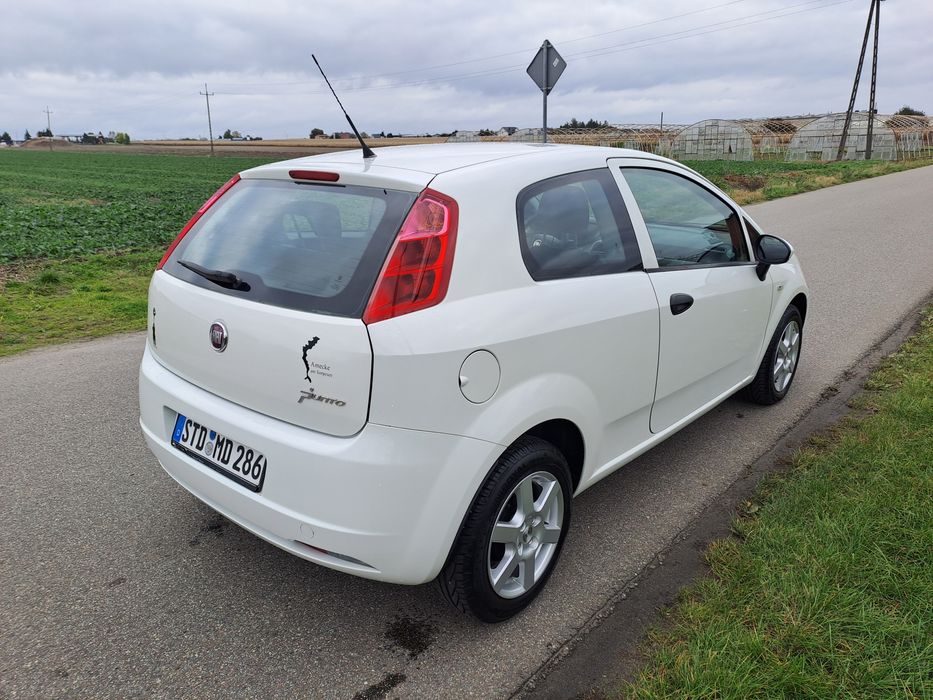 Fiat Grande Punto Lift 2010r. 1.2 klima zadbany