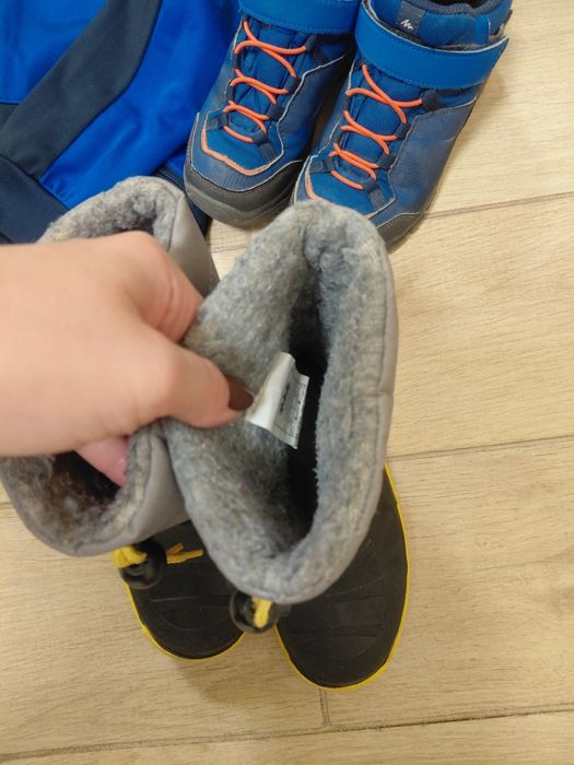 Зимове взуття для хлопчика + одяг