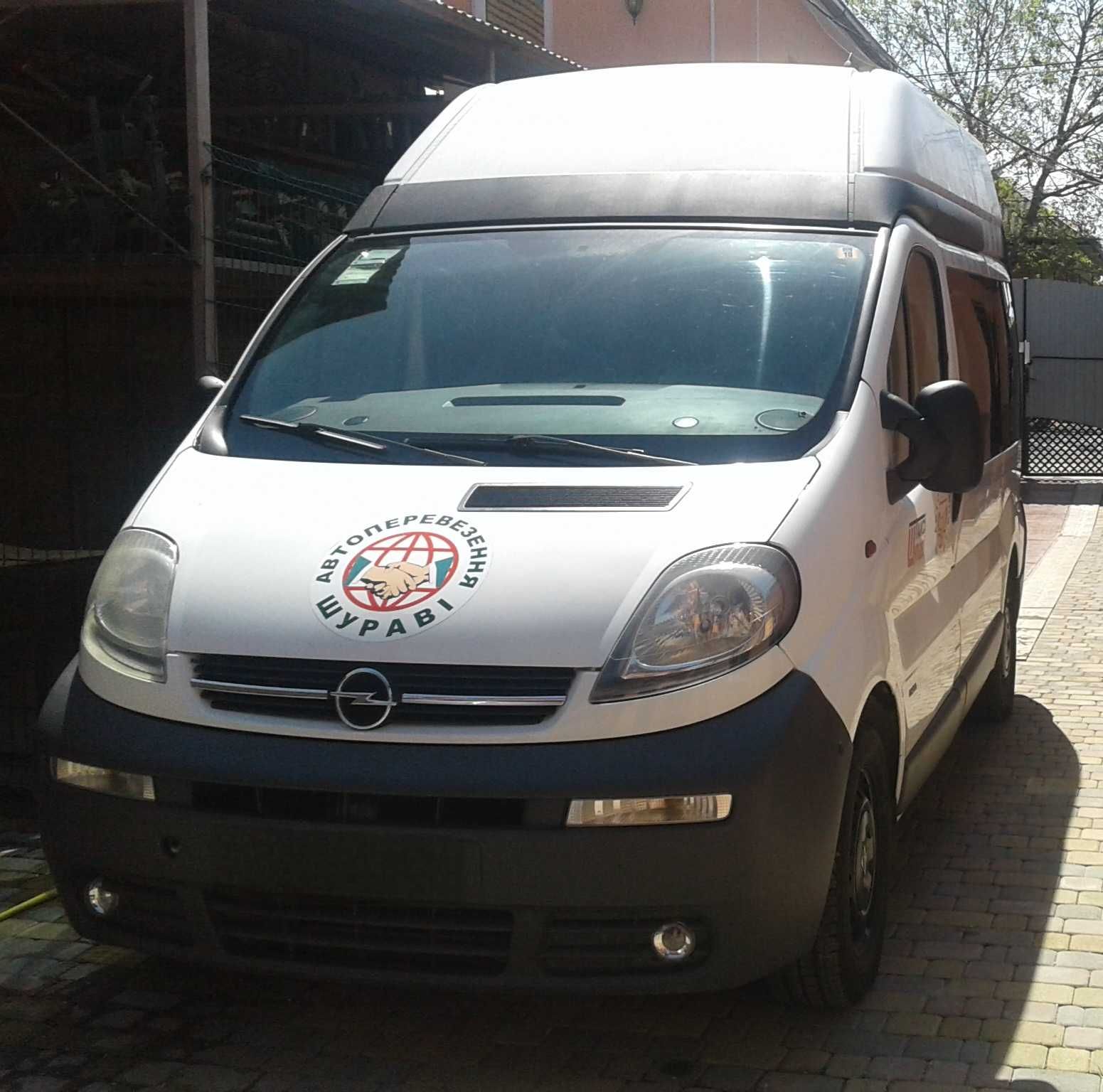 Opel vivaro 2006