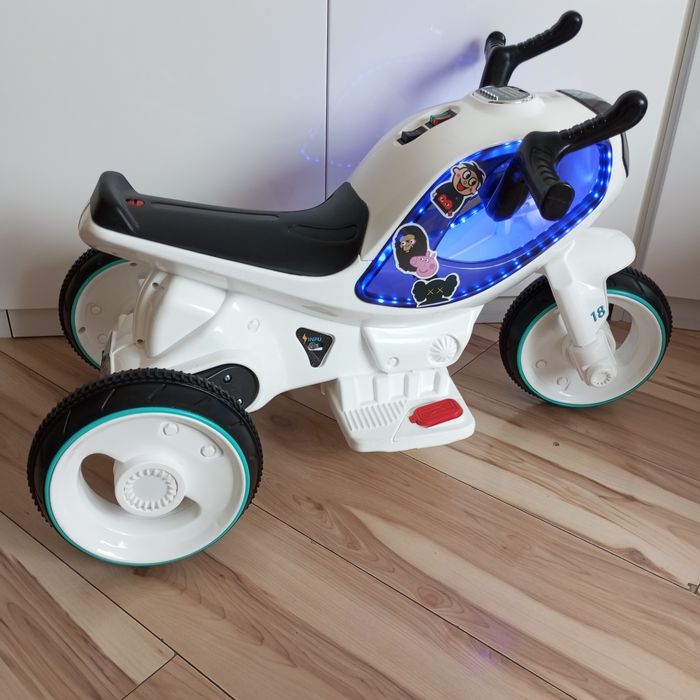 Skuter motor  elektryczny dla dzieci 3-5 lat