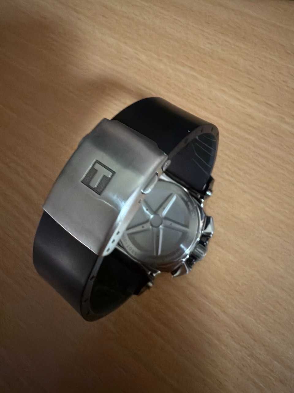 Часы Tissot T-Race Chronograph T048.417.27.057.00 Швейцария