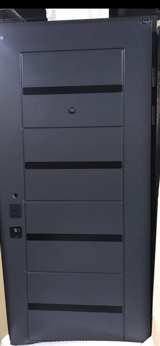 Продам двері входные двери