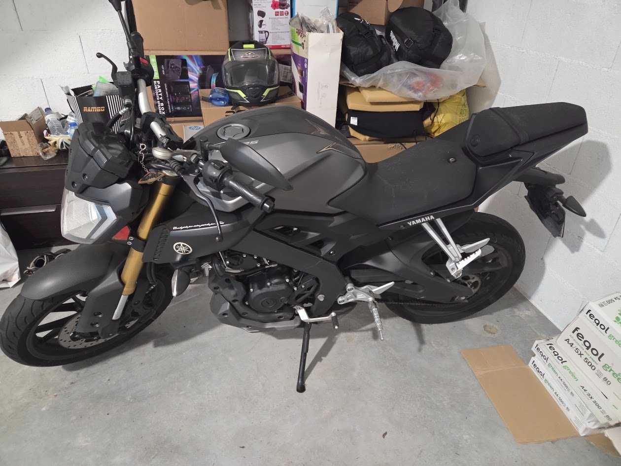Moto Yamaha MT 125