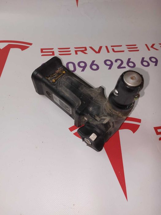 В продаже! Фаркоп на Tesla Mode Х 15-21+ 1027582-00-А