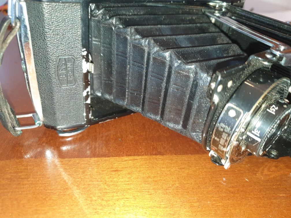Stary aparat fotograficzny Zeiss ikon aparat kolekcjonerski