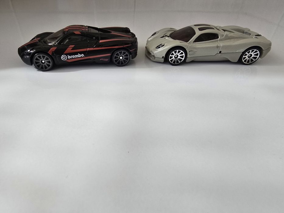 Conjunto 2 Pagani fora da caixa Hot whells