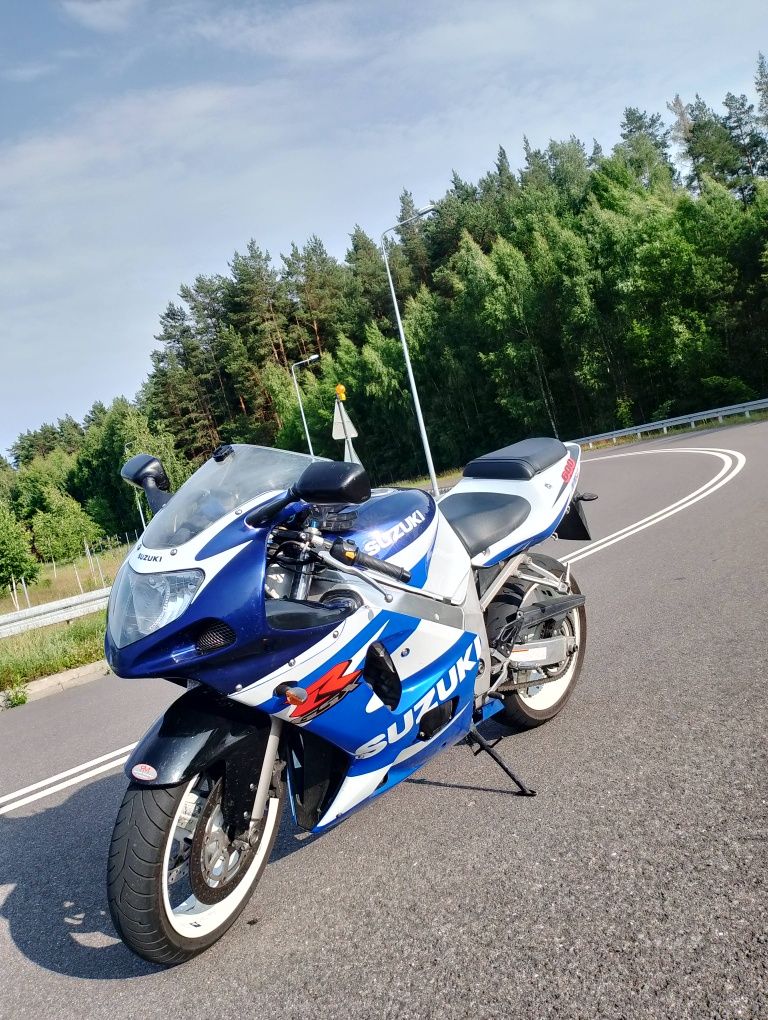 Suzuki GSX-R600 K1