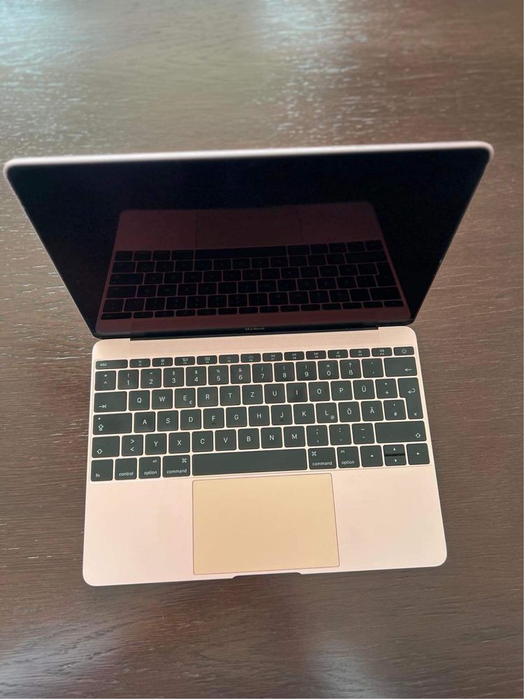 Macbook rose gold