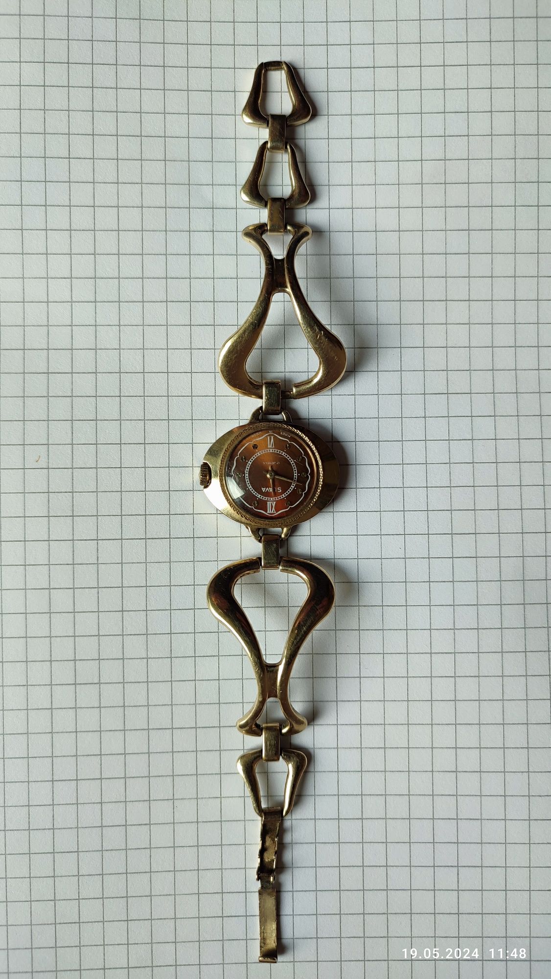 Женские позолоченные часы "Slava" AU.( 17 камней. Экспорт.на ходу