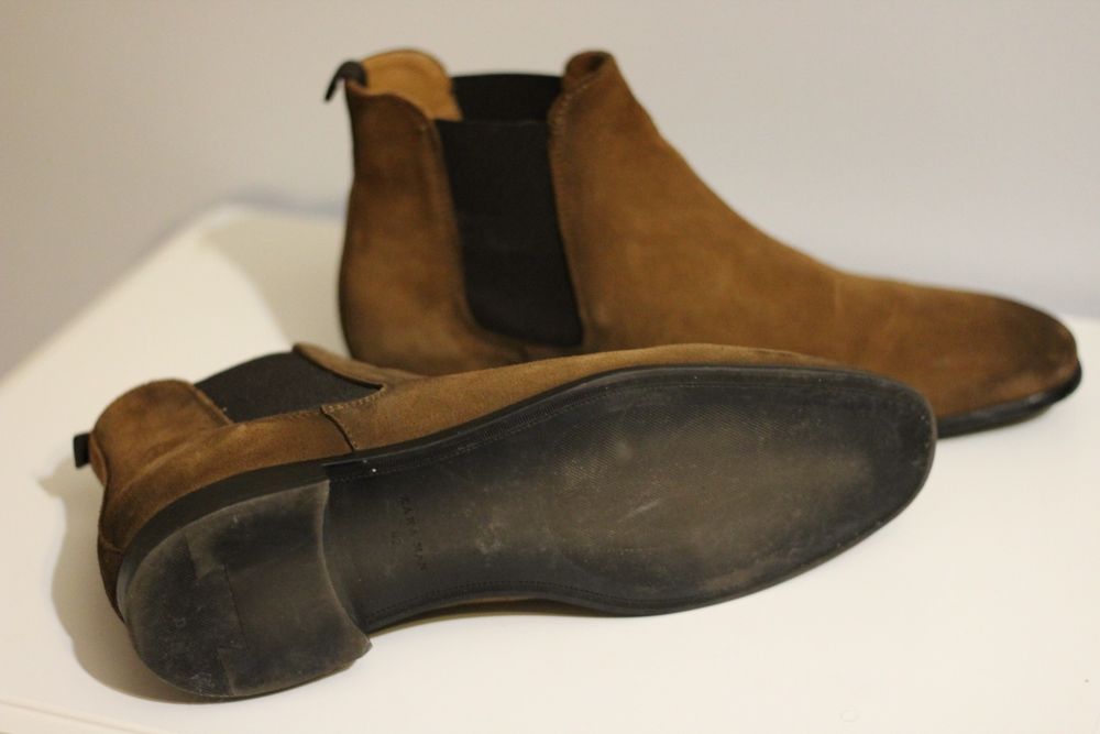Zara Chelsea Boots como novas tamanho 42/43

Size 42, but fits for 43
