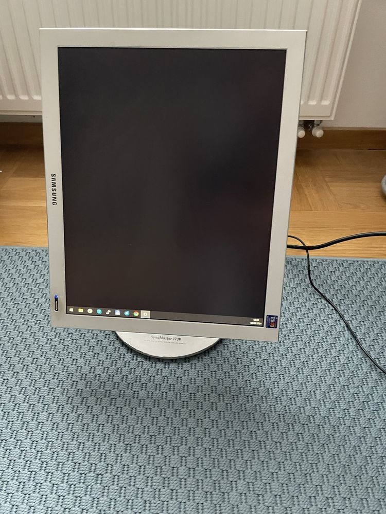 Monitor Samsung GH17GS