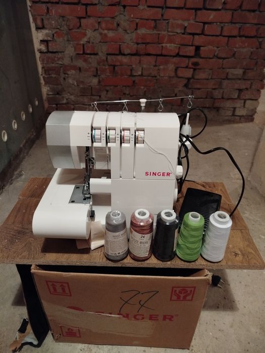 Overlock Singer 14SH754
