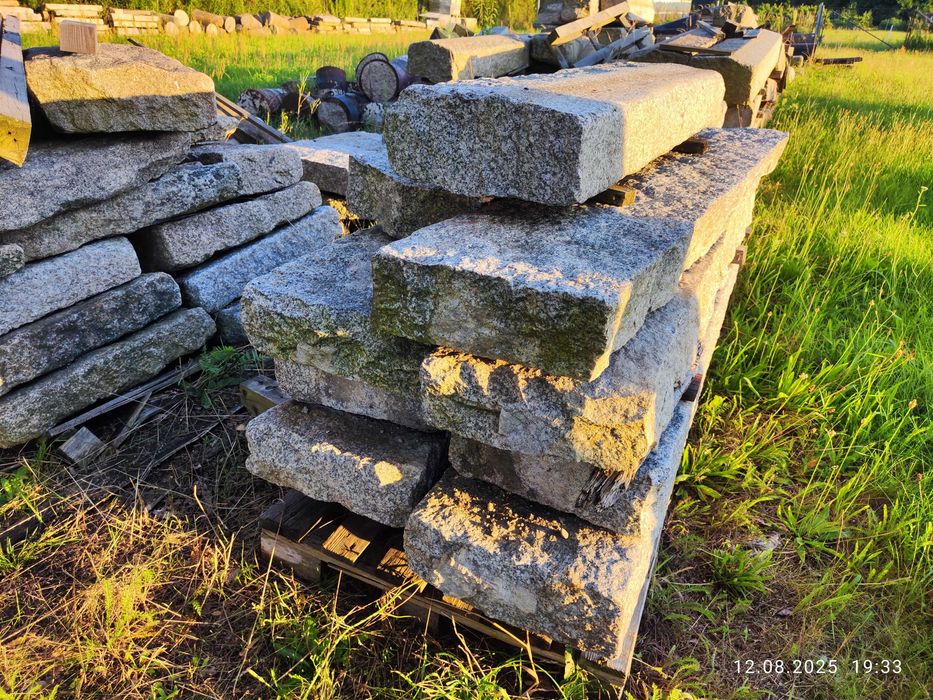 Płyty granitowe chodnikowe stare z rozbiórki przedwojenne, na ścieżki
