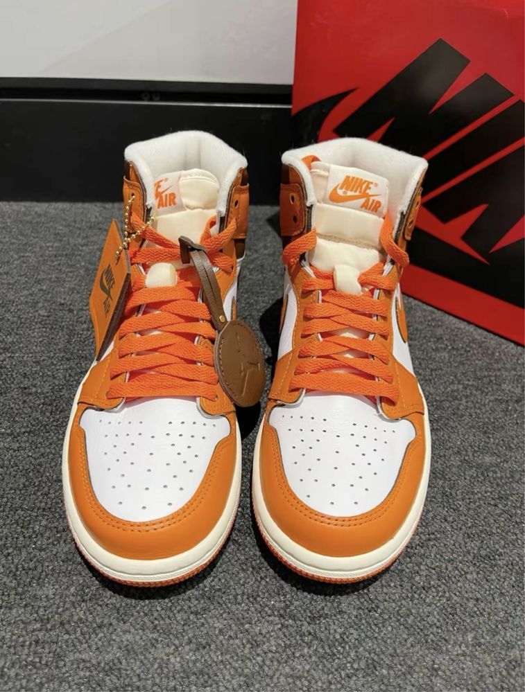 Оригінал кросівки Nike Air Jordan 1 Retro High Og Starfish Джордан AJ1