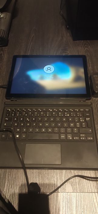 Dell latitude 5285, i7, 16GB RAM, 500GB SSD