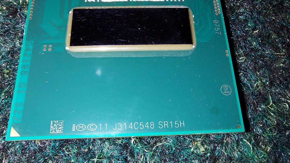 Intel Core i7-4700MQ 2.4-3.4 Ггц Ноутбучный Процессор Haswell-MB 4ядра