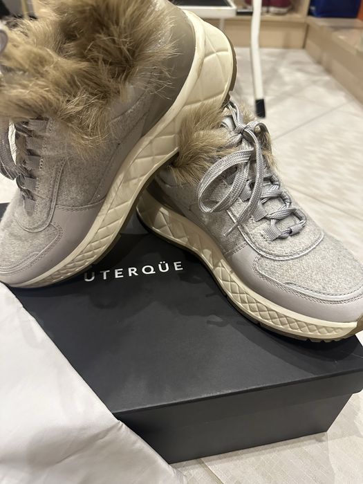Кросівки uterque жіночі